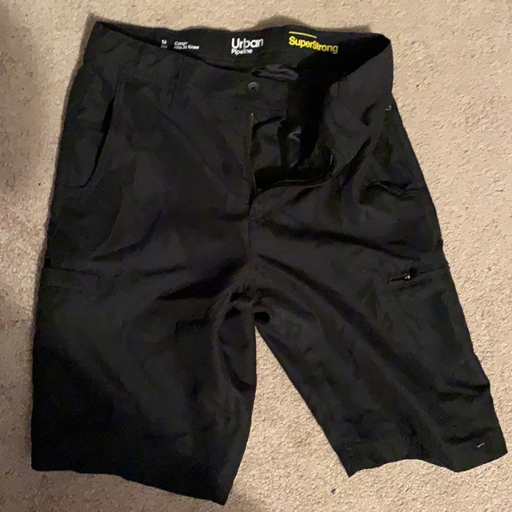 🔥Lowest price Urban pipeline boys cargo shorts